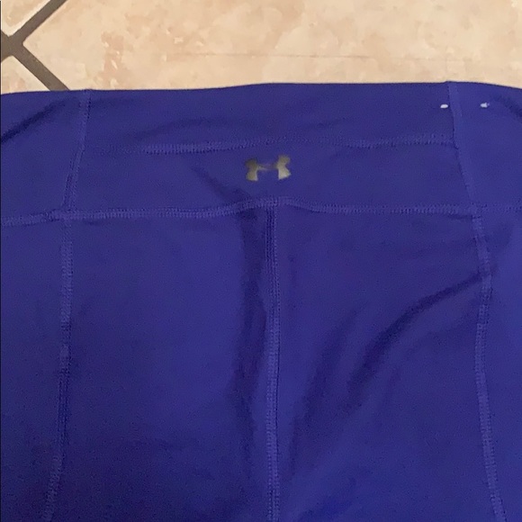 Under Armour Workout Capri - Picture 2 of 3